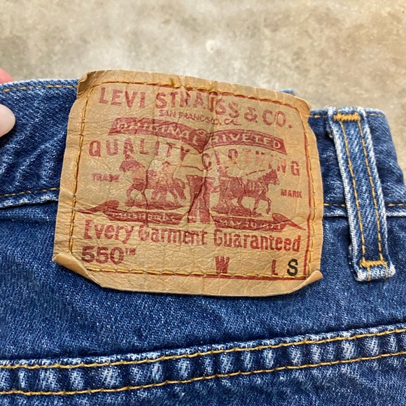 Vintage Levi 550s - Picture 6 of 9